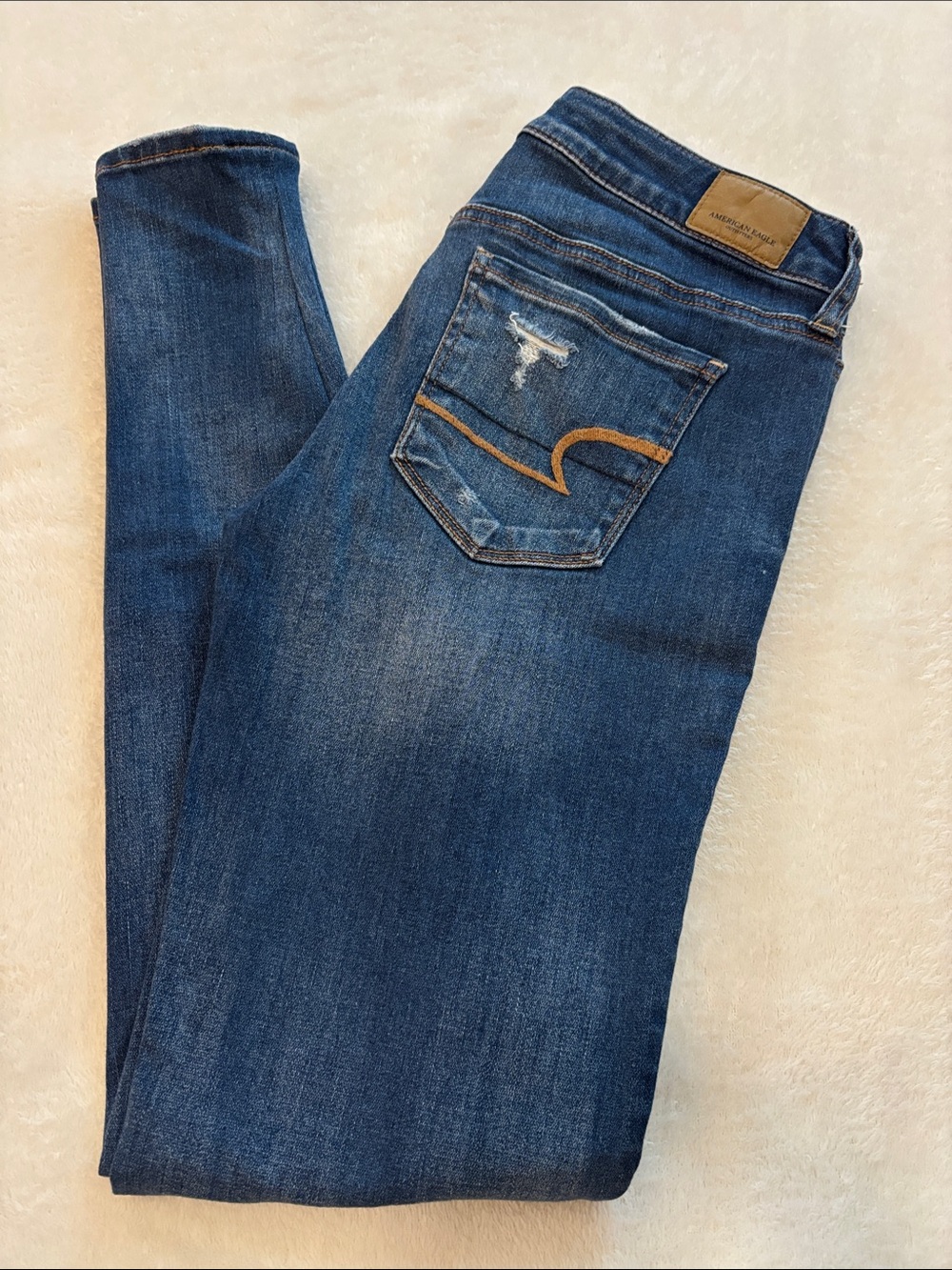 🌺 Women’s American Eagle Jeans